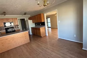 8432 Frenchorn Ln, Fayetteville, NC 28314 - Photo 5