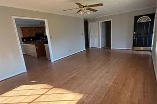 8432 Frenchorn Ln, Fayetteville, NC 28314 - Photo 3