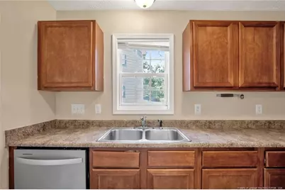 1631 Silver Ridge Court, Fayetteville, NC 28304 - Photo 5