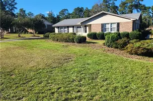 821 E Donaldson Ave, Raeford, NC 28376 - Photo 3