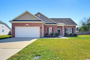 664 Broad Dr, Raeford, NC 28376 - Photo 1