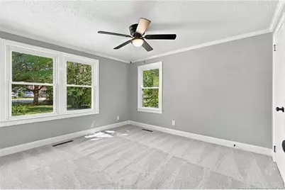 1090 Strickland Bridge Road, Fayetteville, NC 28304 - Photo 17