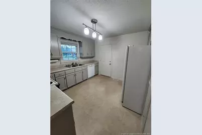 2005 Camden Road, Fayetteville, NC 28306 - Photo 15