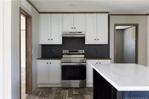 5109 Babaris Ct, Hope Mills, NC 28348 - Photo 7
