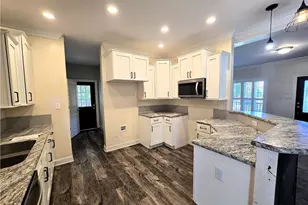 1103 Forrest Dr, Bladenboro, NC 28320 - Photo 7
