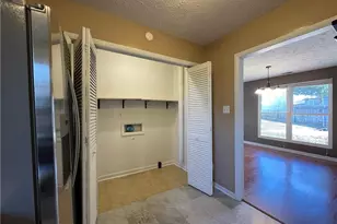 6383 Hawfield Dr, Fayetteville, NC 28303 - Photo 9
