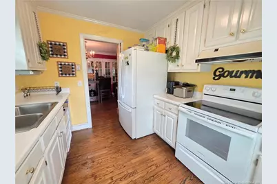 705 Peterson Street, Clinton, NC 28328 - Photo 11