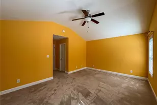 2215 Lakedale Dr, Fayetteville, NC 28306 - Photo 15