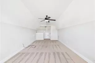 3005 S Kilchattan Dr, Fayetteville, NC 28306 - Photo 37