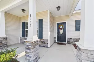 3005 S Kilchattan Dr, Fayetteville, NC 28306 - Photo 5