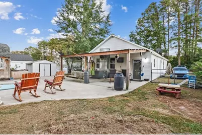 204 Jackson Street, Salemburg, NC 28385 - Photo 3