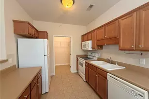 635-306 Marshtree Ln, Fayetteville, NC 28314 - Photo 5