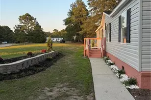 824 Shakertown Rd, Fayetteville, NC 28312 - Photo 3