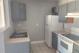 523 Crooked Creek Ct, Fayetteville, NC 28311 - Photo 3