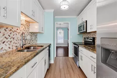 5820 Bear Creek Circle, Fayetteville, NC 28304 - Photo 11