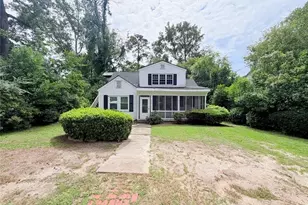229 S Windsor Dr, Fayetteville, NC 28301 - Photo 1