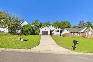 317 Abbottswood Dr, Fayetteville, NC 28301 - Photo 1