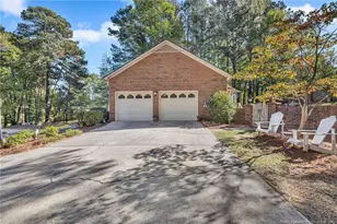 2505 Buckingham Dr, Sanford, NC 27330 - Photo 45