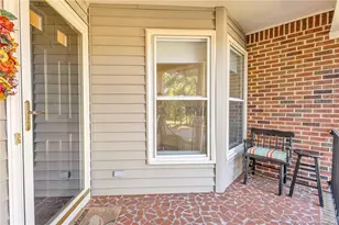 2505 Buckingham Dr, Sanford, NC 27330 - Photo 5