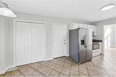 1060 Alexwood Drive, Hope Mills, NC 28348 - Photo 7