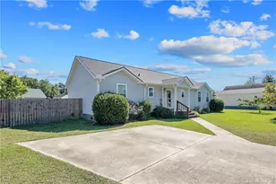 44 Calcasieu Dr, Parkton, NC 28371 - Photo 3