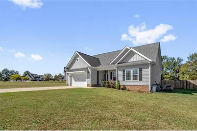 131 Crownview Lane, Dunn, NC 28334 - Photo 3