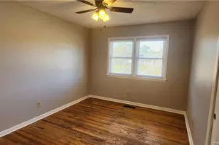 701 Freda Ct, Spring Lake, NC 28390 - Photo 13