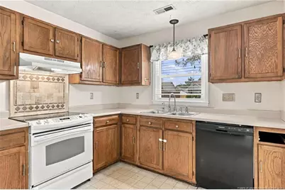 2929 Rosemeade Drive, Fayetteville, NC 28306 - Photo 19