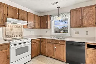 2929 Rosemeade Dr, Fayetteville, NC 28306 - Photo 19