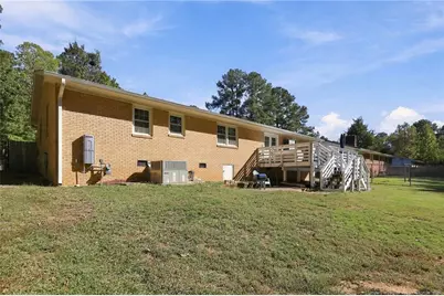 2017 Longwood Avenue, Sanford, NC 27330 - Photo 35