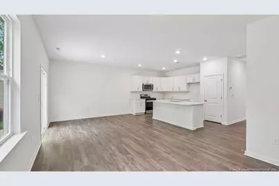 437 Conifer Street, Sanford, NC 27332 - Photo 5
