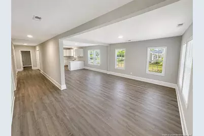 304 S Patterson Street, Maxton, NC 28364 - Photo 9