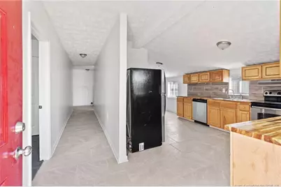 24 S Green Street, Parkton, NC 28371 - Photo 5