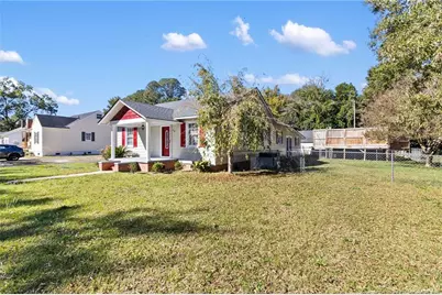 24 S Green Street, Parkton, NC 28371 - Photo 3