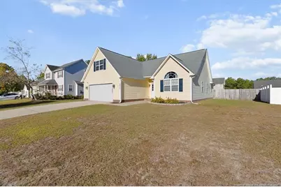 4422 Round Stone Court, Hope Mills, NC 28348 - Photo 3