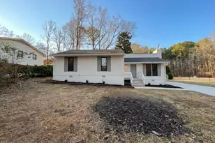 805 Wedgewood Ave, Zebulon, NC 27597 - Photo 1