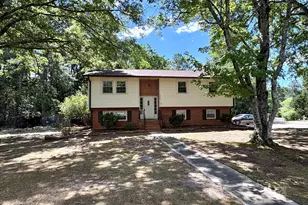 1200 Boxwood Ln, Apex, NC 27502 - Photo 1