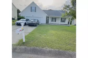 2532 Crumpler Dr, Hope Mills, NC 28348 - Photo 1