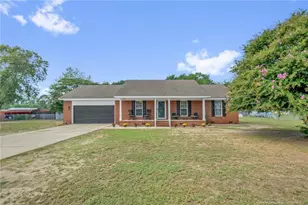 327 Grape Arbor Dr, Fayetteville, NC 28312 - Photo 1