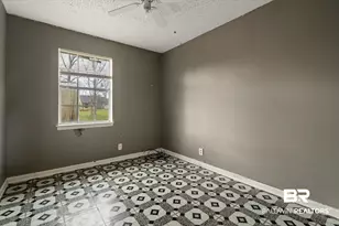 313 W 4th Ave, Foley, AL 36535 - Photo 15