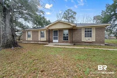 313 W 4th Avenue, Foley, AL 36535 - Photo 1