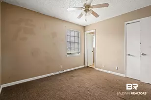 313 W 4th Ave, Foley, AL 36535 - Photo 9