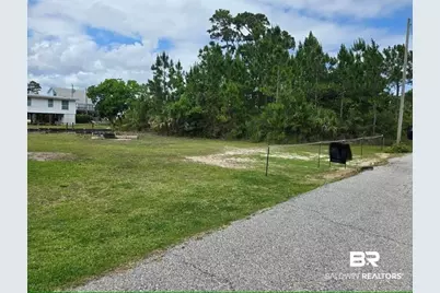 144 W 5th Avenue, Gulf Shores, AL 36542 - Photo 17