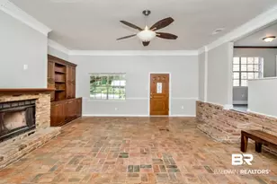 6421 Angela Ct, Mobile, AL 36695 - Photo 9