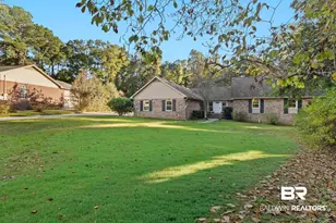 802 Pinewood Ct, Daphne, AL 36526 - Photo 3