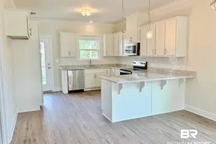2298 Snowden Pl, Mobile, AL 36609 - Photo 3