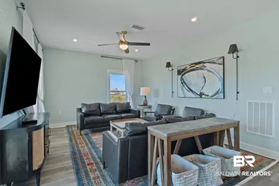 636 W 1st Avenue, Gulf Shores, AL 36542 - Photo 15