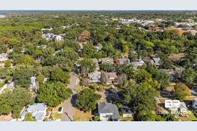107 S Bayview Street, Fairhope, AL 36532 - Photo 29