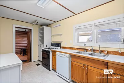 107 S Bayview Street, Fairhope, AL 36532 - Photo 11