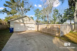 401 W Myrtle Ave, Foley, AL 36535 - Photo 37